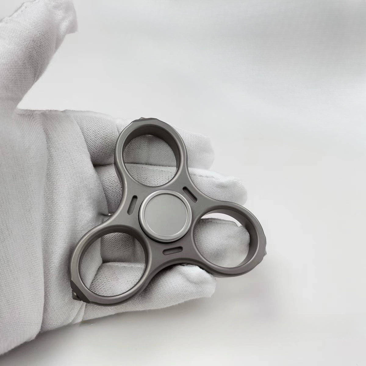 Titanium Knuckle Duster EDC Spin Tool Defender
