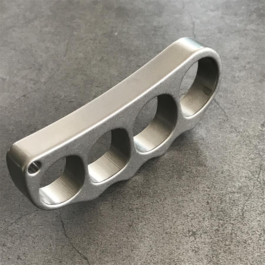 Precision Crafted Titanium Pea Knuckle Duster for Everyday Carry
