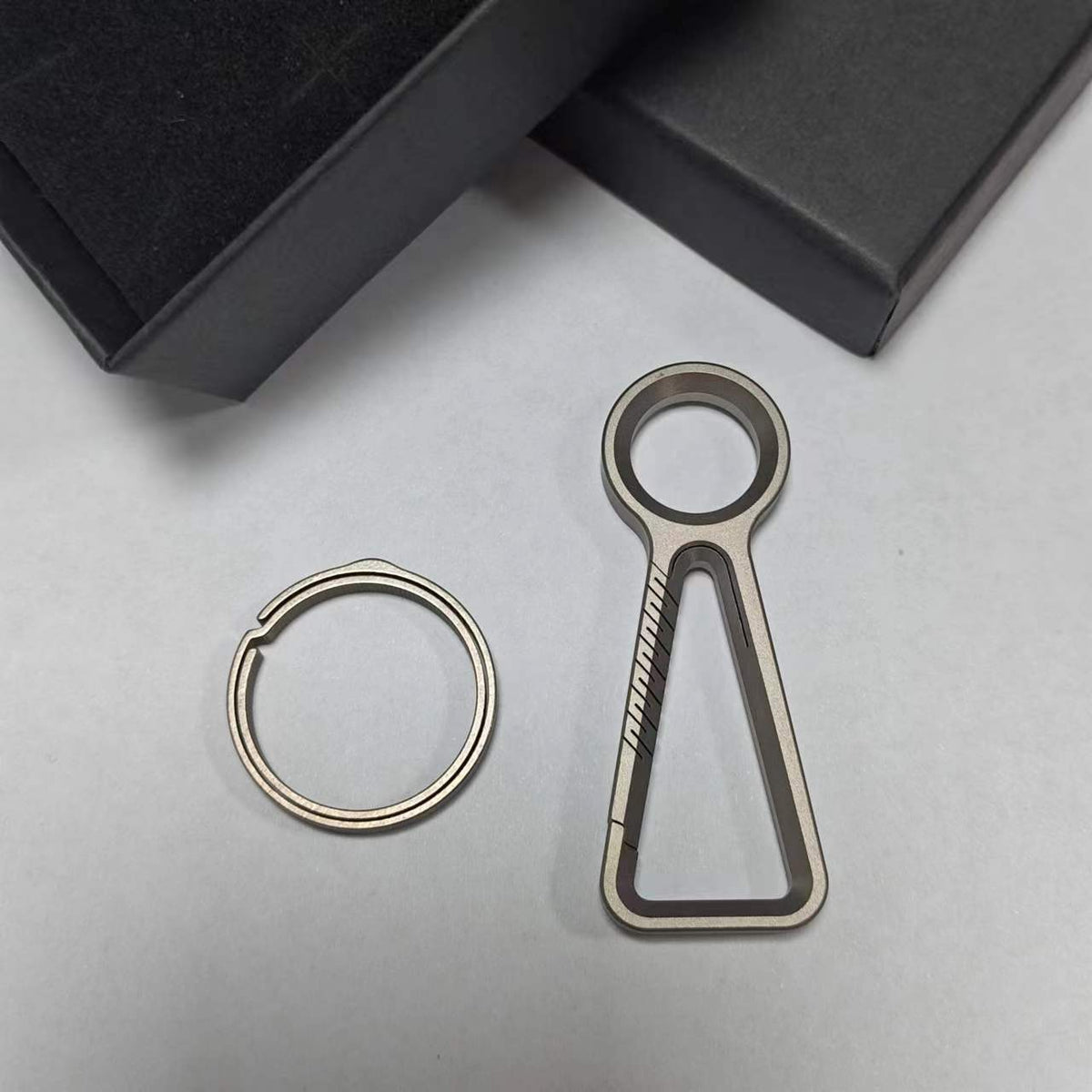 Portable Titanium Carabiner Keychain with MultiTool and Knuckle Duster