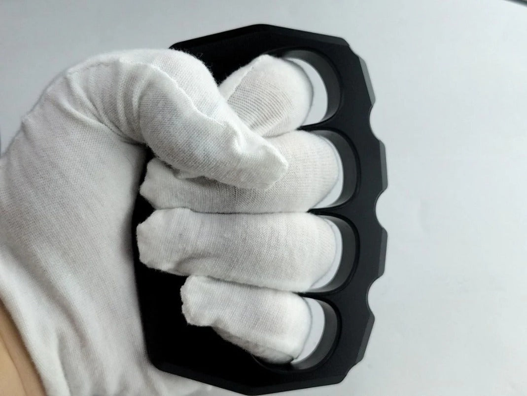 Reliable Knuckle Duster for Emergency Defense and Protection