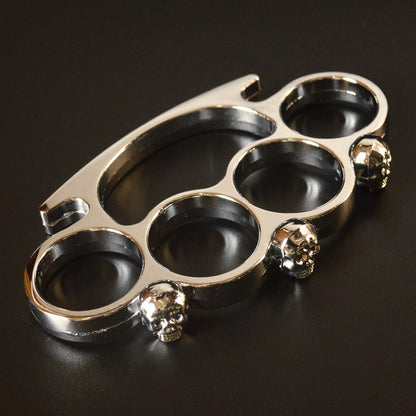 SkullGuard Protective Four-Finger Sleeve and Brass Knuckle Duster for Defense