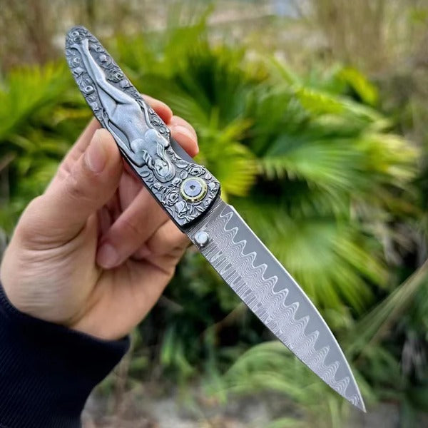 Vintage Handle Folding Knife with Premium Damascus Steel Blade