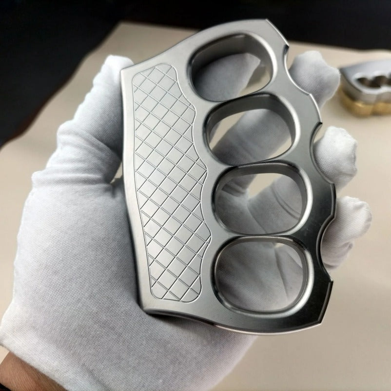 SturdyGuard Impact-Resistant Knuckle Duster with Window Shattering Feature