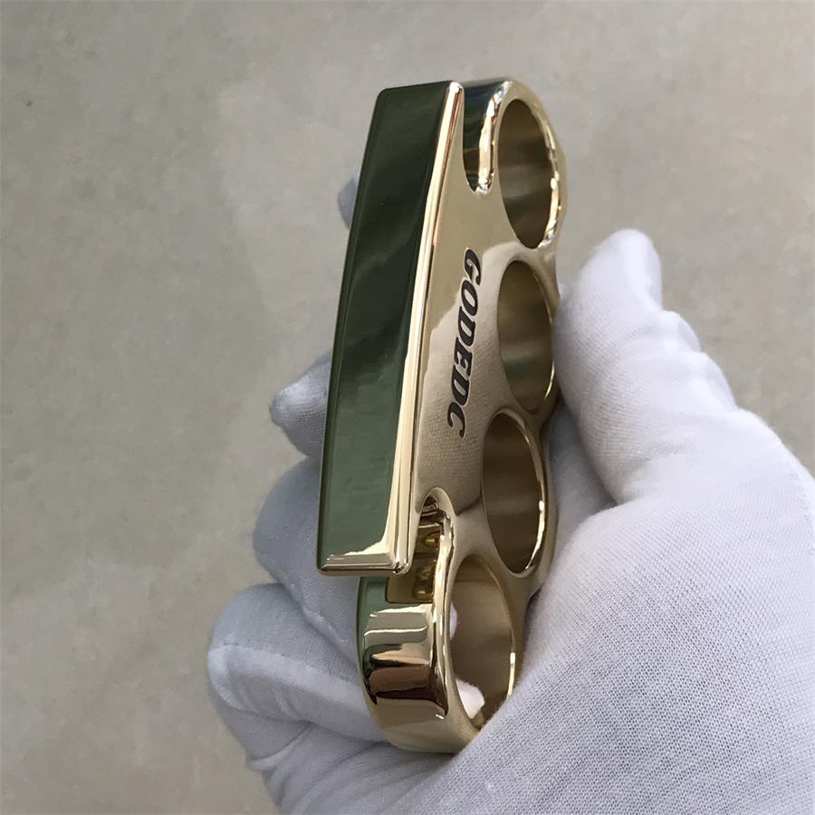Mirror-Finished Classic Brass Fist Protector