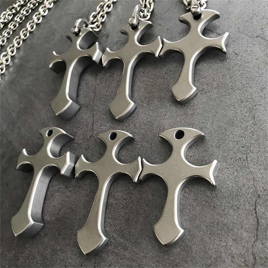 Men's Titanium Alloy Cross Finger Tiger Pendant Necklace for Tactical EDC