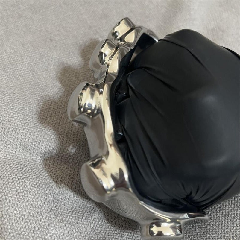 Unique Alien Right Hand Knuckle Duster for Personal Safety