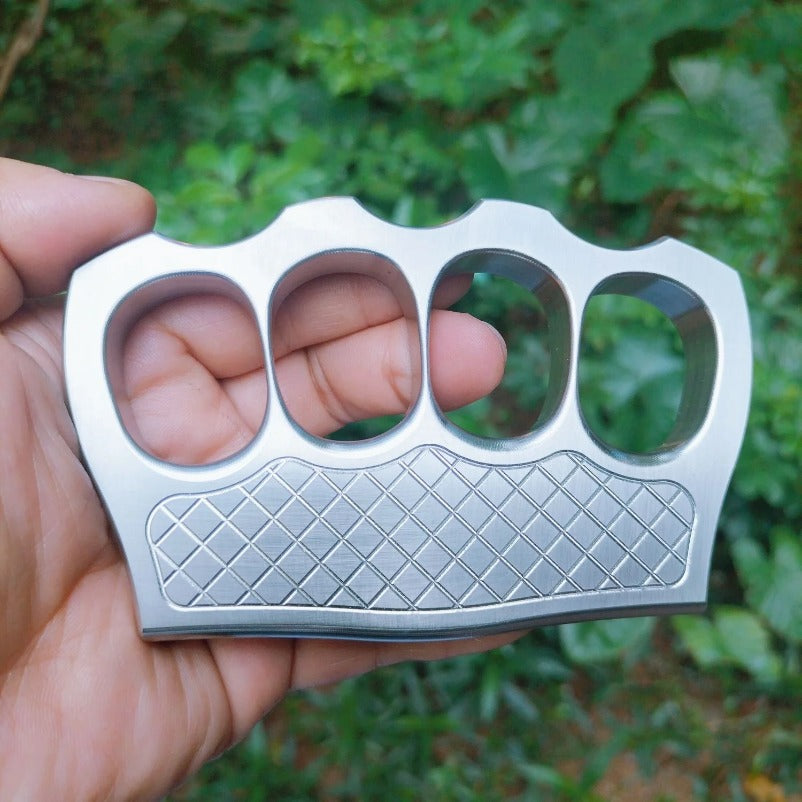 SturdyGuard Impact-Resistant Knuckle Duster with Window Shattering Feature