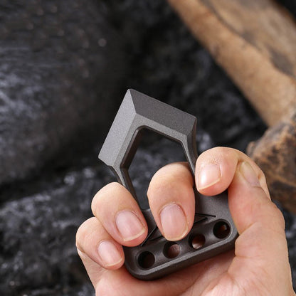 Decorative Mini Knuckle Duster Pendant for Personal Safety