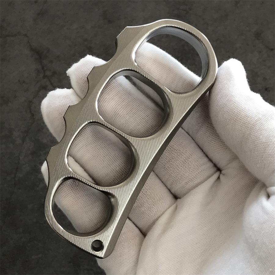 Pea Style Titanium Alloy Knuckle Duster Tool