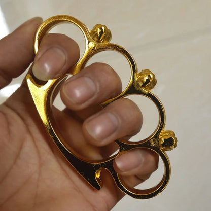 SkullGuard Protective Four-Finger Sleeve and Brass Knuckle Duster for Defense