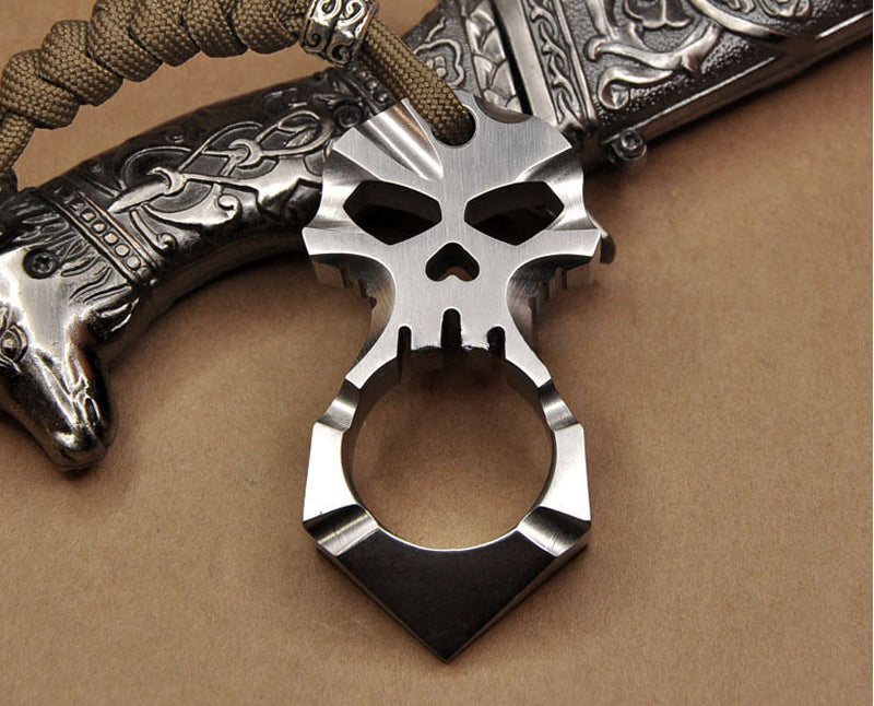 Outdoor Titanium Skull EDC Knuckle Duster Keychain