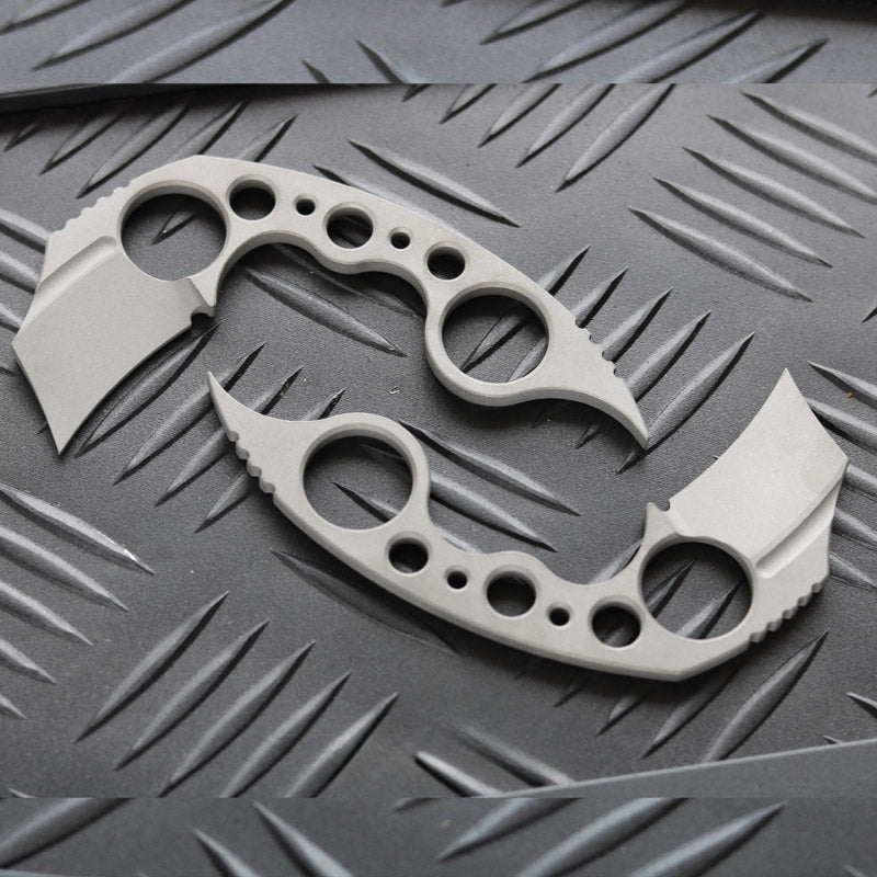 Titanium EDC Claw Knuckle Duster Defenser