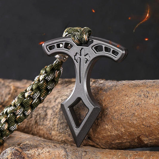 Protective Knuckle Duster for Outdoor Self-defense and Emergency Window Breaking