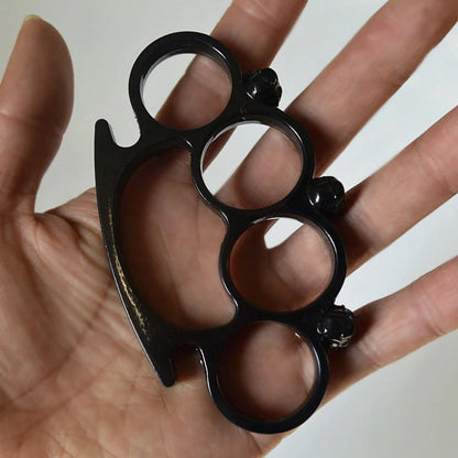 SkullGuard Protective Four-Finger Sleeve and Brass Knuckle Duster for Defense