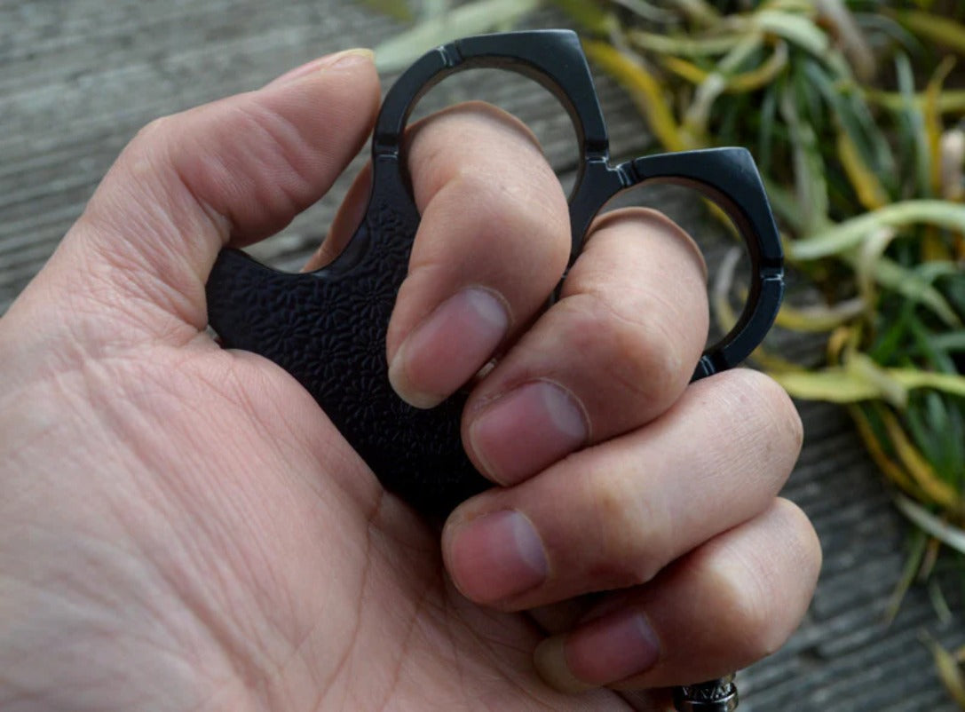 FistGuard Tactical Knuckles and Window Breaking Device
