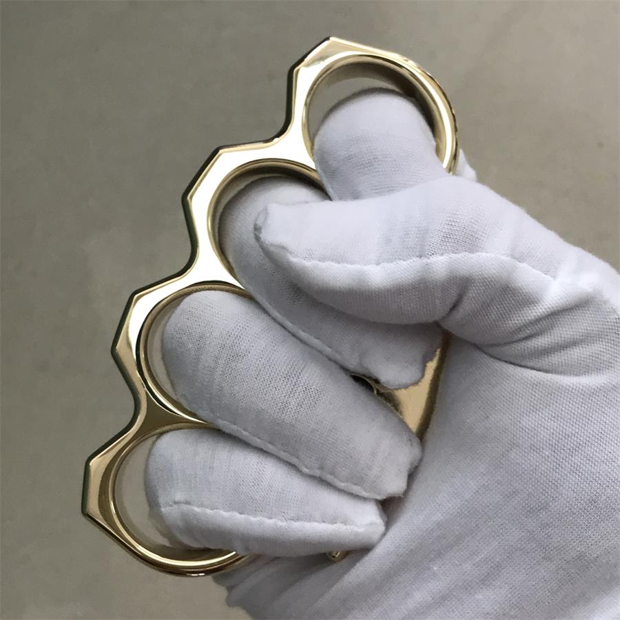 Mirror-Finished Classic Brass Fist Protector