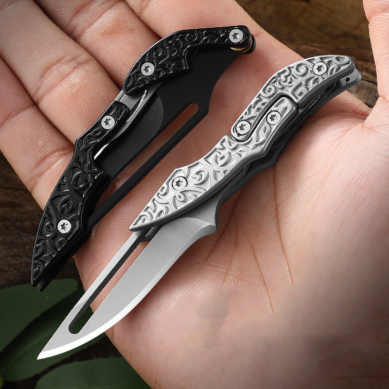 Miniature Mechanical Knife with Sharp Transformable Blade for Easy Pocket Storage