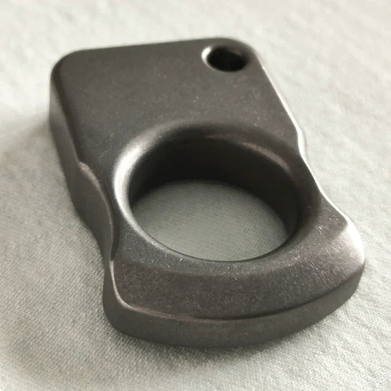 Single Finger Knuckle Duster Camp EDC Night Runner
