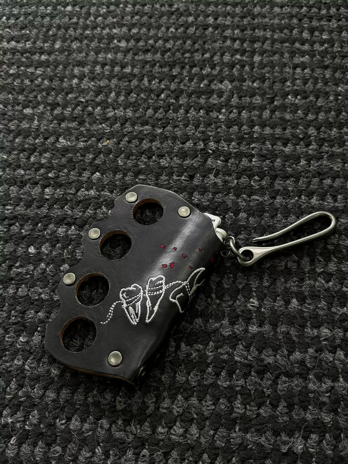 GumGuardian Leather Defense Knuckle Duster