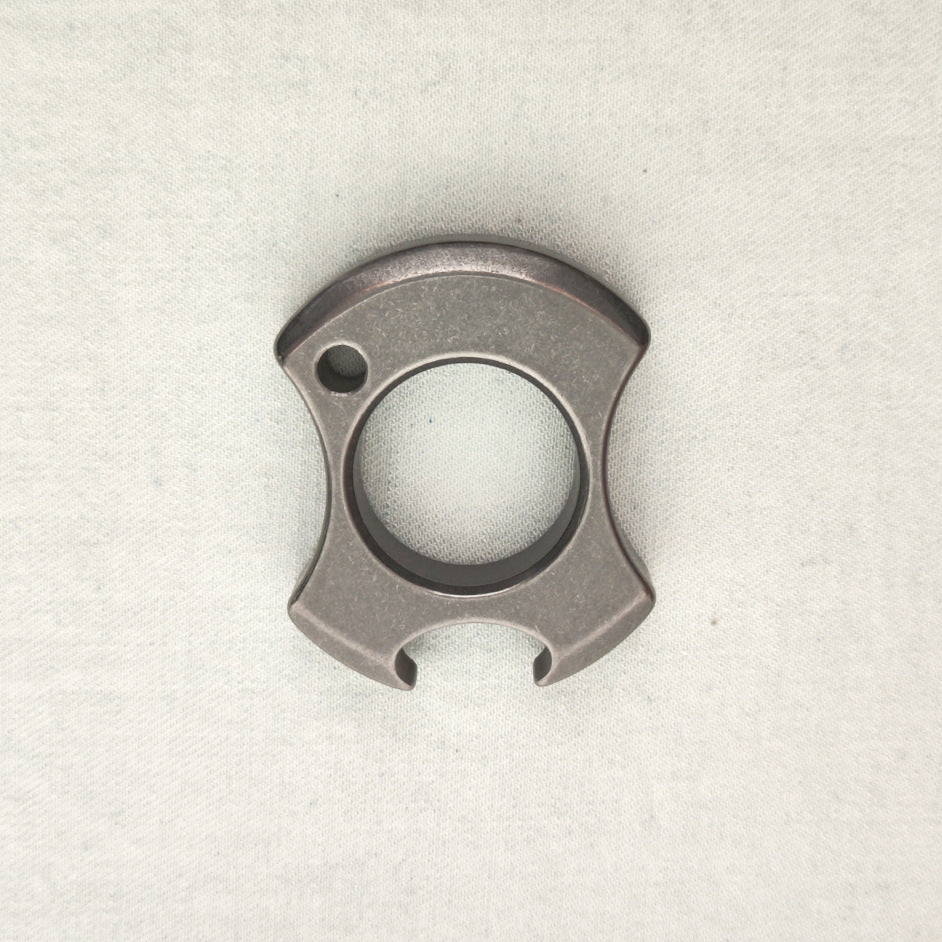 Single Finger Titanium TC21 EDC Knuckle Keychain Tool for Self Protection