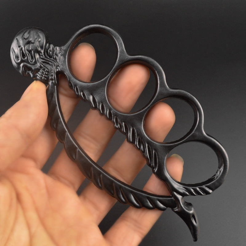 MermaidGuard Knuckle Duster with Window Breaking Function for Personal Safety