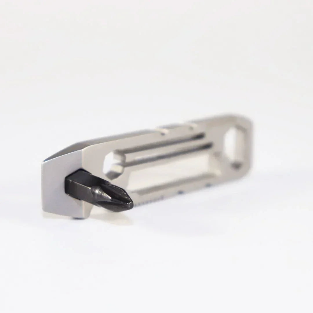 Multifunctional Urban Tool for Everyday Utility Tasks