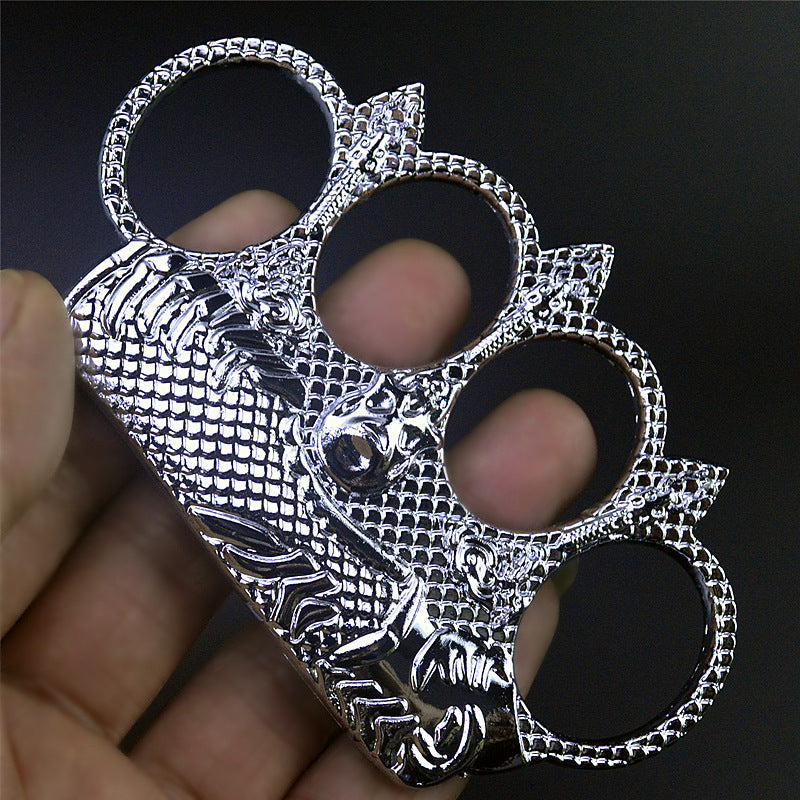Neptune-Inspired Knuckle Duster for Travel Safety and Protection