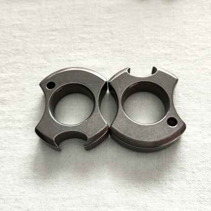 Single Finger Titanium TC21 EDC Knuckle Keychain Tool for Self Protection