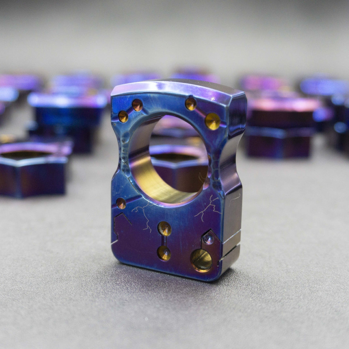 Titanium Knuckle Duster Starlight EDC MultiTool
