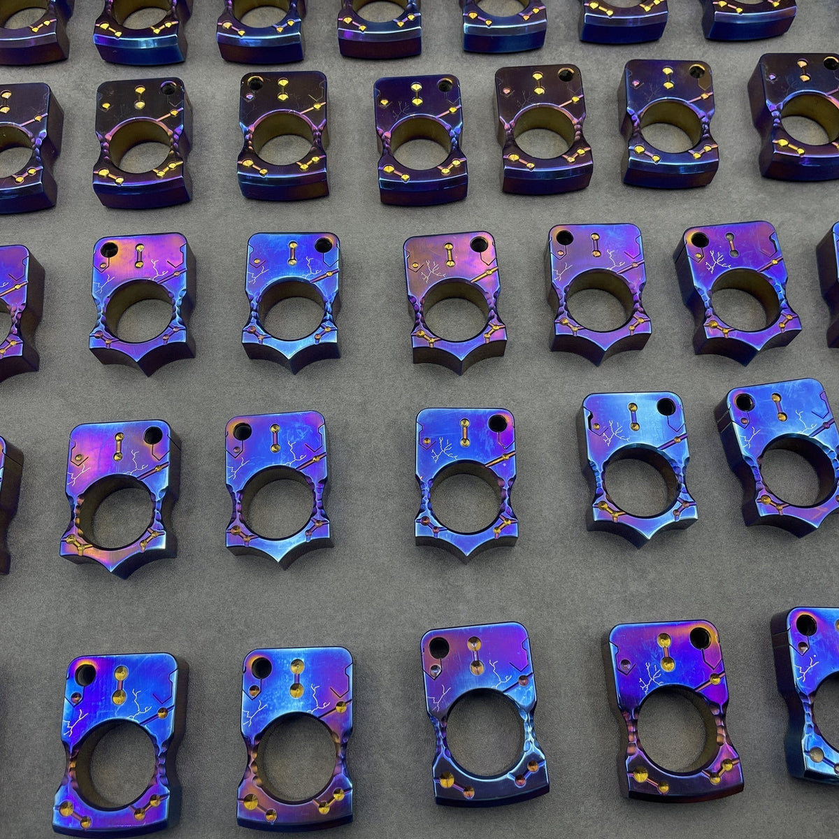 Titanium Knuckle Duster Starlight EDC MultiTool