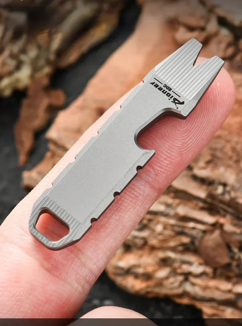 Portable Titanium Alloy EDC Hanging Accessory Mini Crowbar Opener