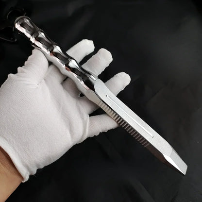 Multifunctional Tactical Bar for Emergency and Everyday Carry Use
