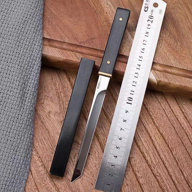 Portable Compact Blade Tool for Efficient Cutting Tasks