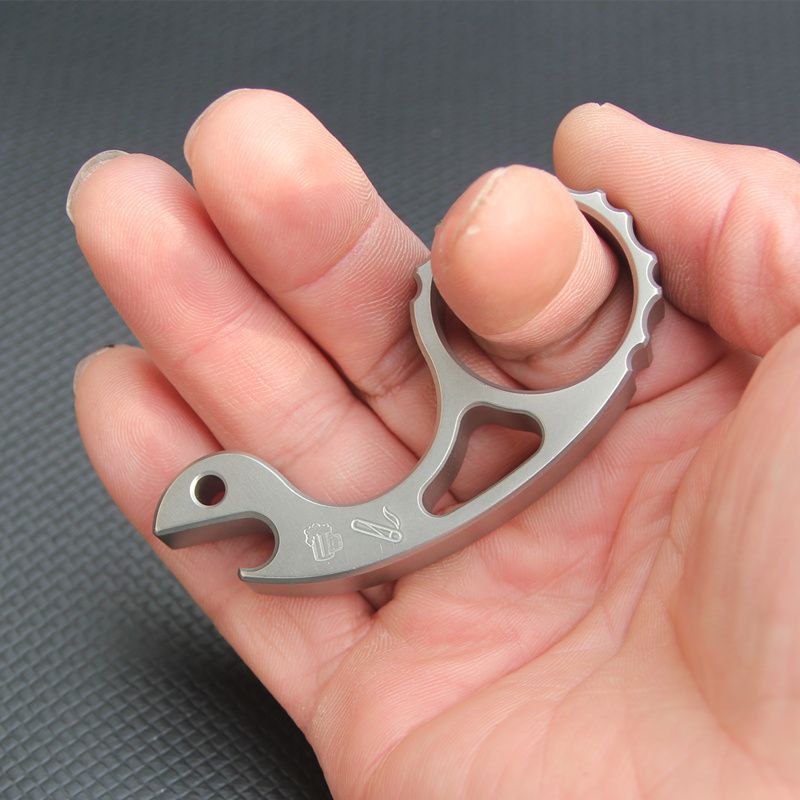EDC Multi-Tool with Titanium Alloy Knuckle Duster Design