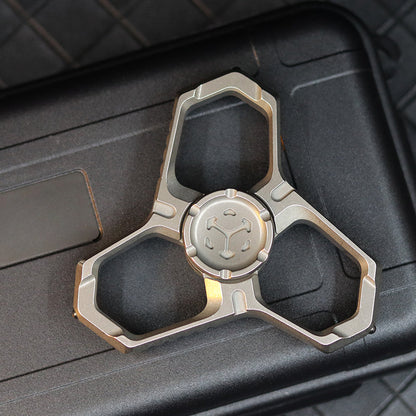 EDC Spin Knuckle Duster Defender