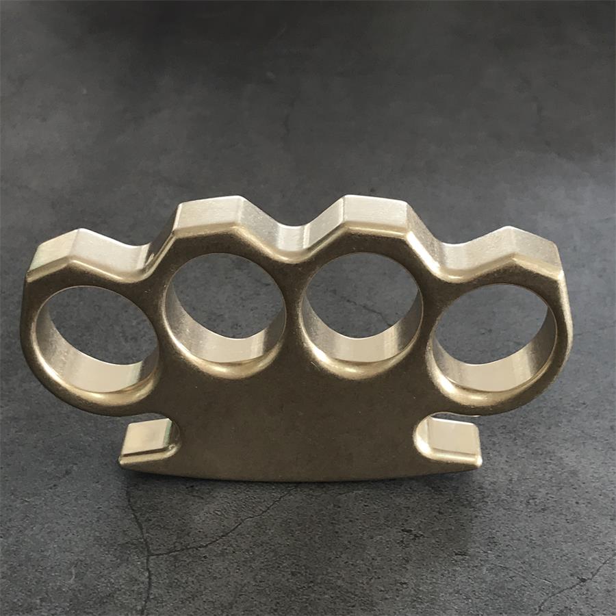 The KING Classic Design Stonewashed Brass Knuckle Duster