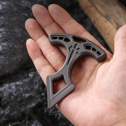 Protective Knuckle Duster for Outdoor Self-defense and Emergency Window Breaking