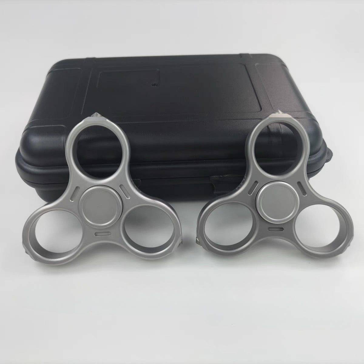 Titanium Knuckle Duster EDC Spin Tool Defender