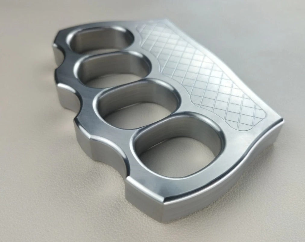 SturdyGuard Impact-Resistant Knuckle Duster with Window Shattering Feature